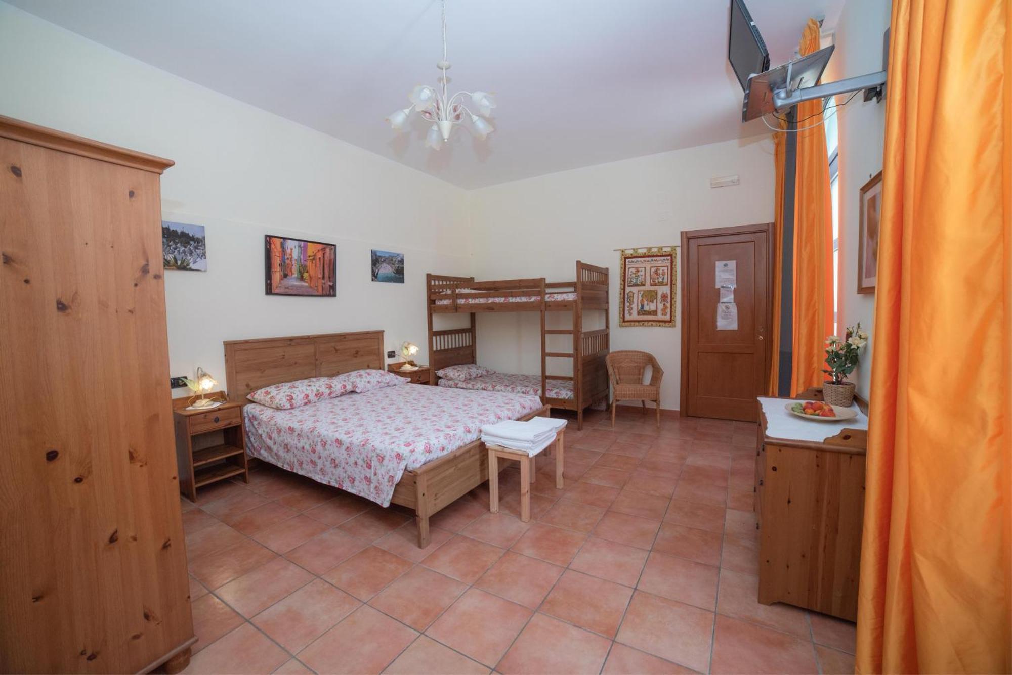 Agriturismo Fiori D'Arancio Palagiano Exterior photo